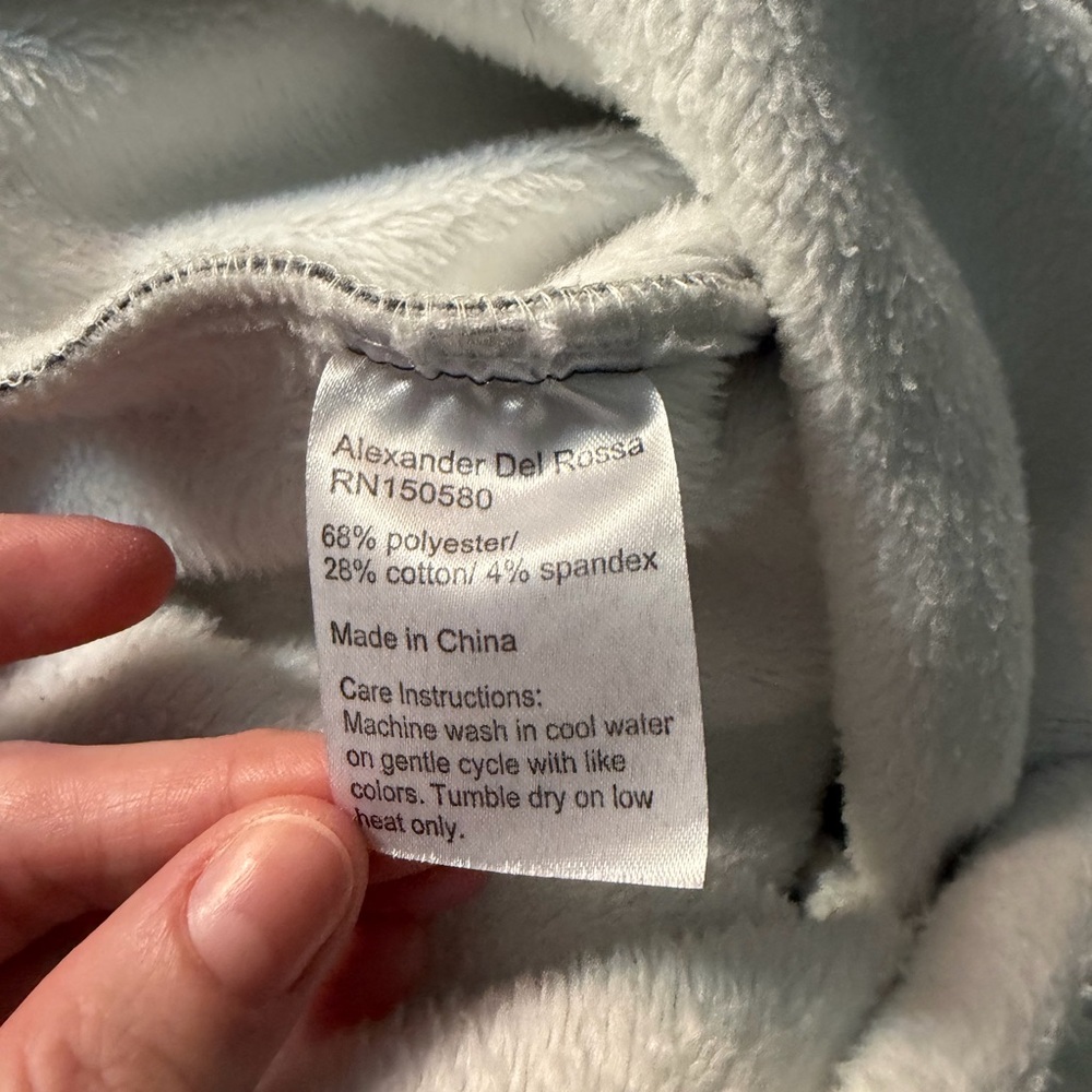 Alexander Del Rossa Long Fleece Pullover with Hood & Pocket - Picture 7 of 7